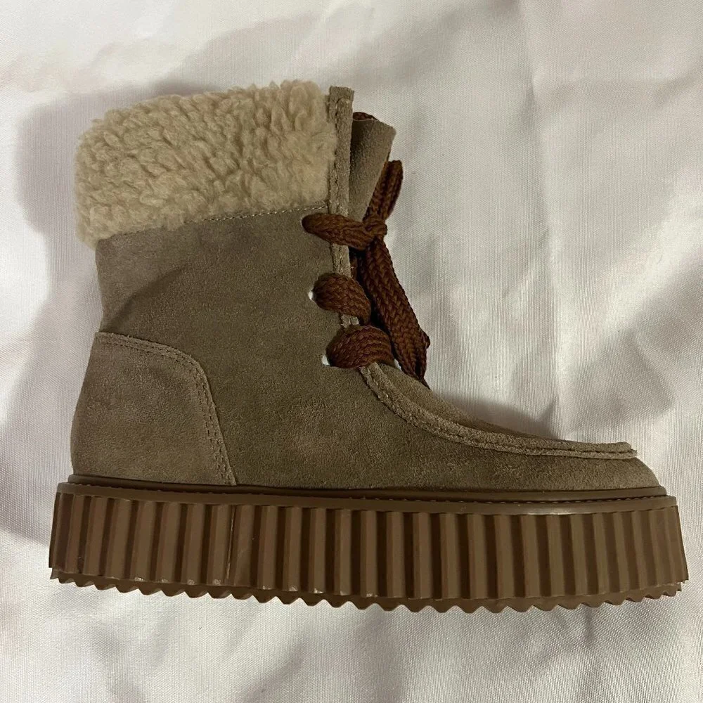 ASTER Dorit Boots Platform Suede Taupe Faux Alpaca Cream Lug Sole Women's 6 NWB